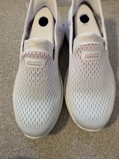 Skechers Go Walk 7-Katniss Slip-ins Size 4 White/multi Colour Trainers