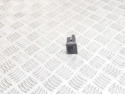 OPEL VECTRA C Estate Schalter sitzheizung 13138252 1.90 Diesel 2007 29616307