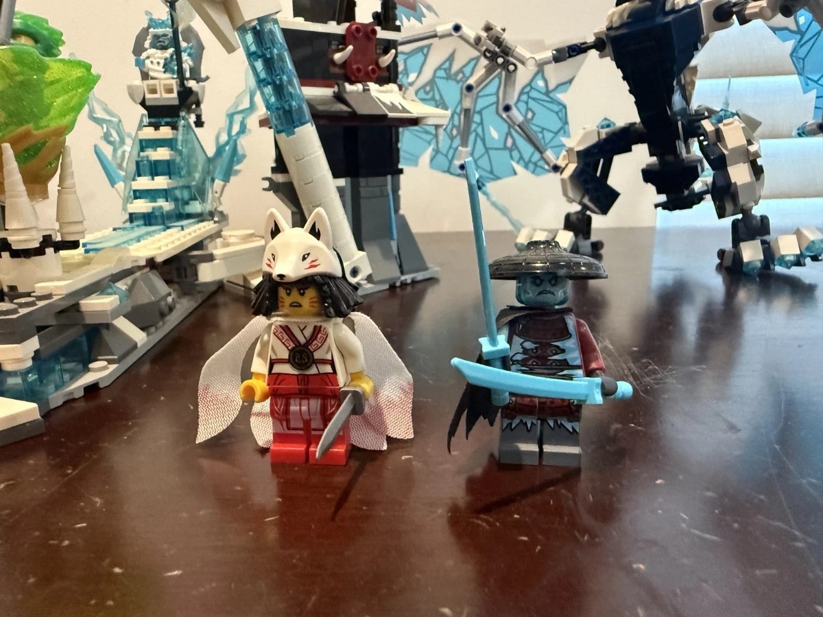 Lego Castle of the Forsaken Emperor 70678 Ninjago 100% Complete