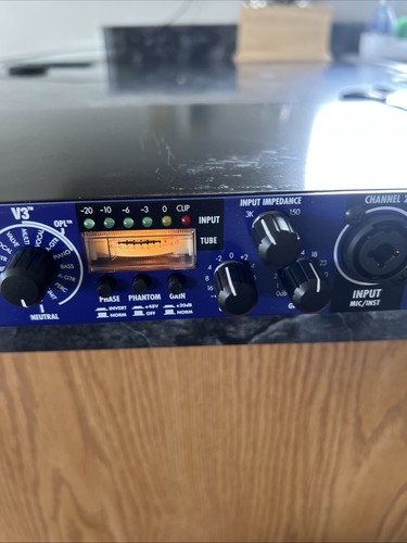 TPS II 2-Channel Variable Impedance Tube Preamp Mint Condition - Picture 6 of 13