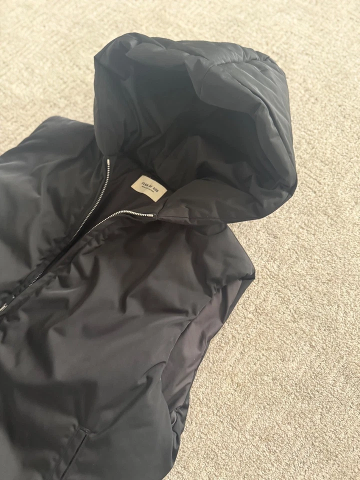 Fear of God Sixth Collection 'Black' Hooded Vest Mens Size Medium - Image 3 of 4