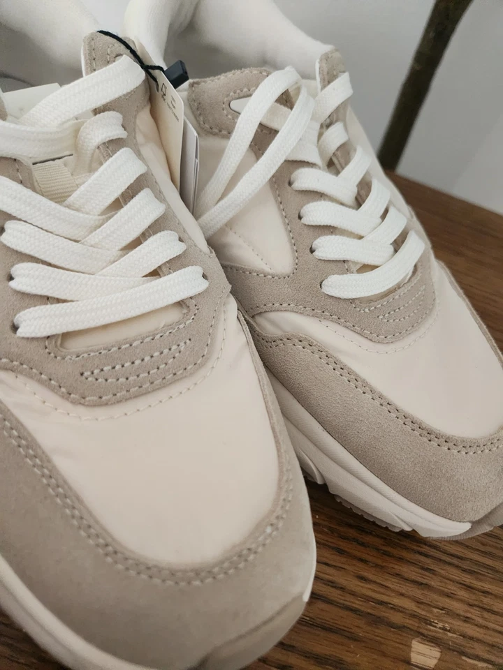 Zapatillas MANGO Panel Cuero - Talla 7 Para Mujer - Nuevas con Etiquetas Foto 3 de 4