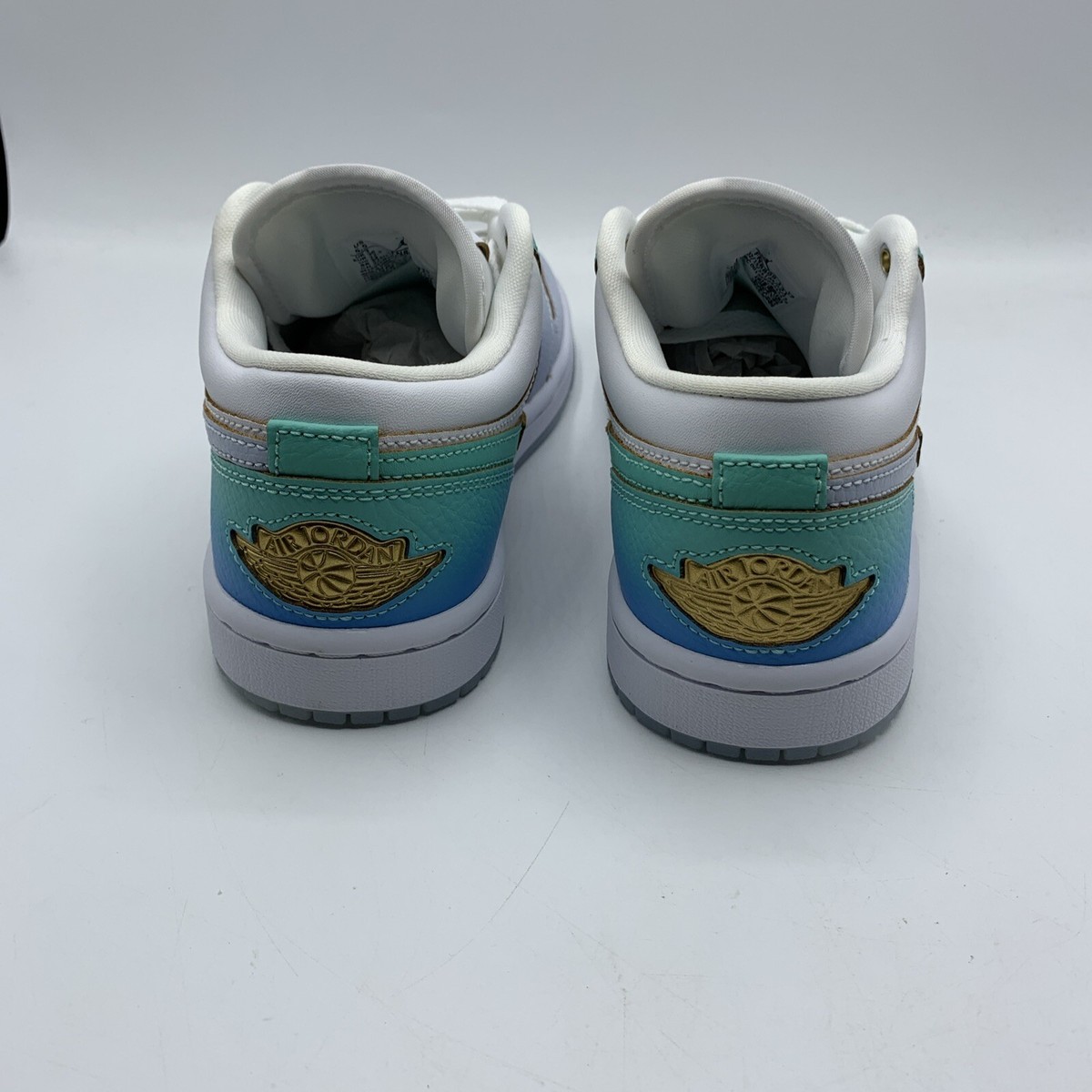 Size 5.5 - Air Jordan 1 SE Low Emerald Rise W No lid Fn8899