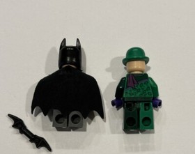Lego Minifigure DC Superhero ~ Batman & The Riddler 76012