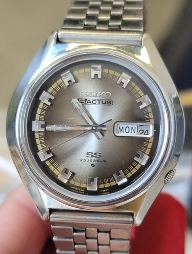 Vintage Seiko/Seiko 5 Actus 6106 25J SS Automatic Japan Mens Watch