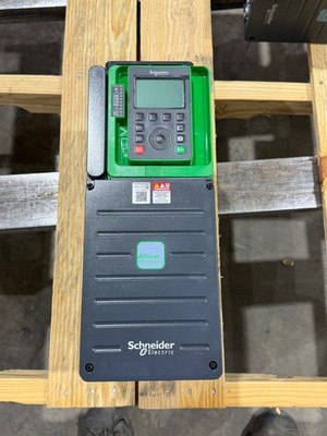 ALTIVAR 930 SCHNEIDER ATV930U40S6X VARIABLE 5HP 575v-600v AC DRIVE 4KW