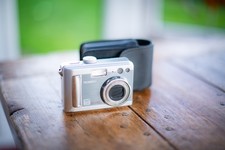 Technika SH-A366 10.0MP - Compact Digital Camera - Silver - Soft Case