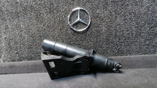 P90-88 * Mercedes-Benz W164 ML Wischwasserdüse Scheinwerfer Rechts Original