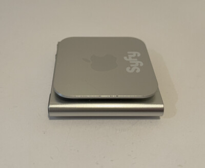 Apple iPod nano 6th Generation 8GB - Silver (MC525LL/A