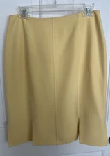 Carlisle Womens Yellow Car wash Skirt  Size 8 NWT