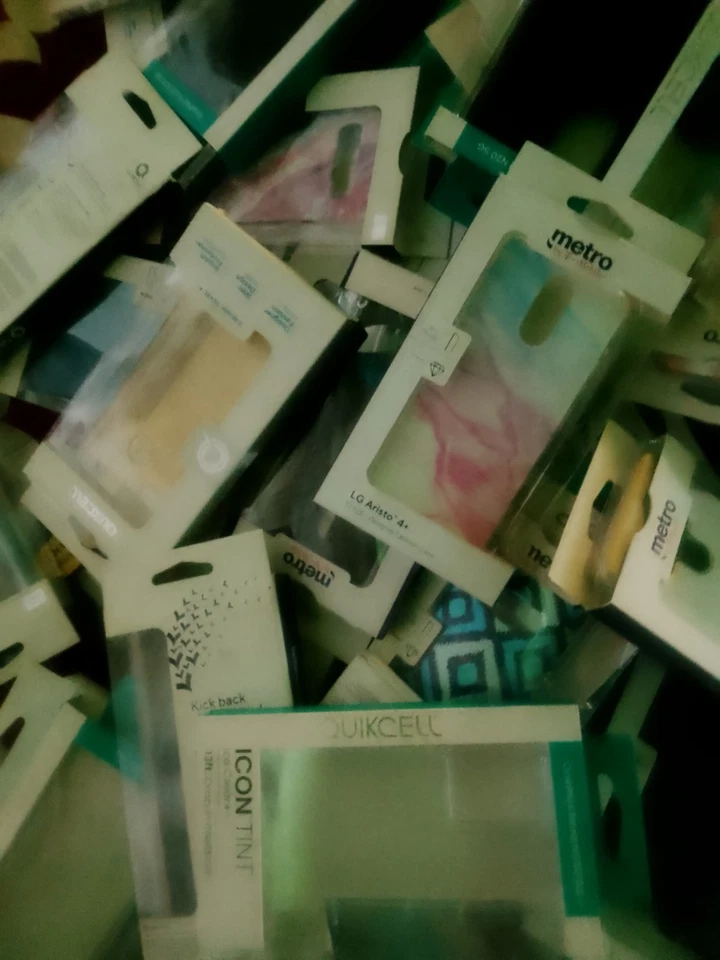 NEW (Qty.160) Lot Cell Phone Cases Quikcell, Otterboxes, Moto,Metro by T-Mobile - Image 4 of 4