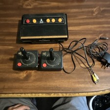Atari Flashback 5 Console Built-In Games, 2 J...