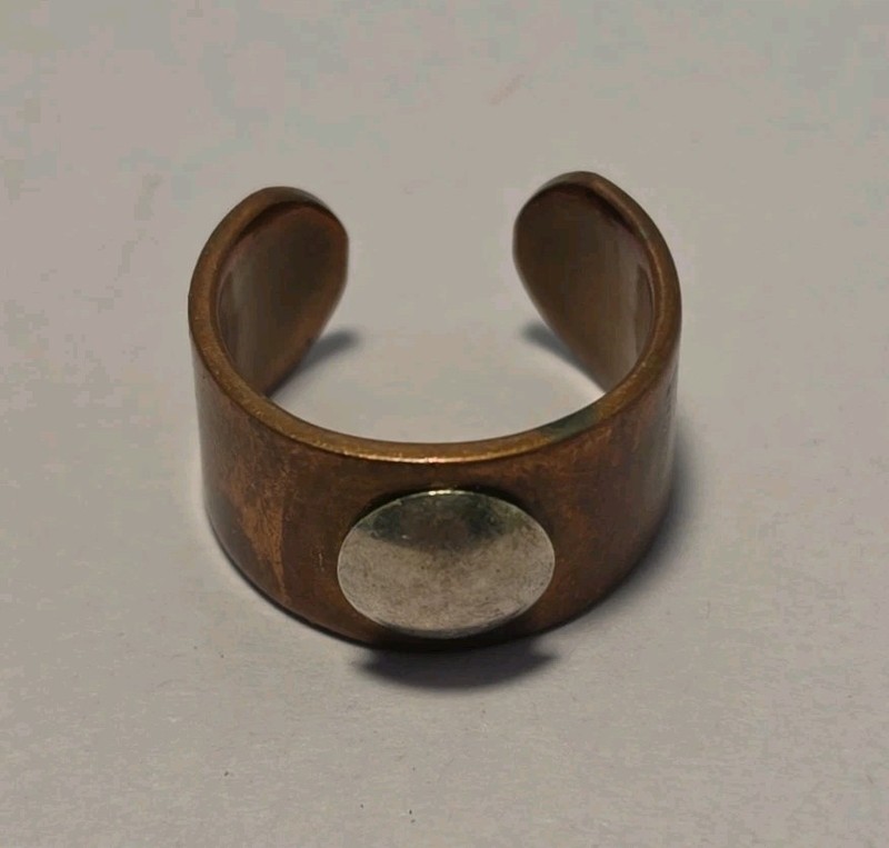 Vintage Signed & Dated AVEDON 1975 Copper Ring