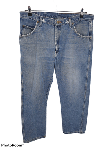 Wrangler Jeans Mens 38 x 30 Regular Fit 