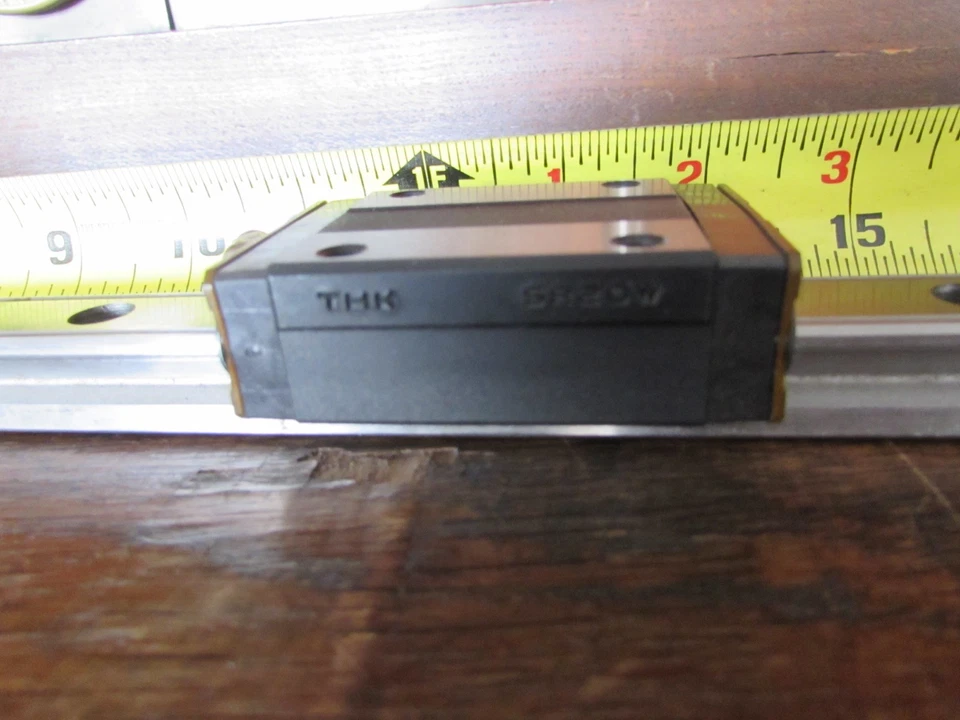 THK 低轮廓直线导轨 2 轴承车厢 SR20W 760 毫米 30 英寸数控日本 — 第 3/4 张图片