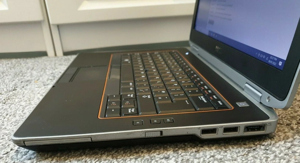 Dell Latitude E6420 i3-2330M 2.2GHZ 4GB RAM 120GB SSD 14.1inch Windows10 Pro - Image 2 of 4