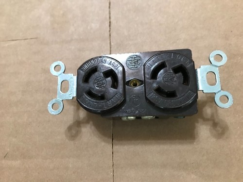 Eaton ETW-47001 NEMA L5-15 5A 125V Locking Receptacle Outlet Washer Dryer BROWN - Picture 2 of 4
