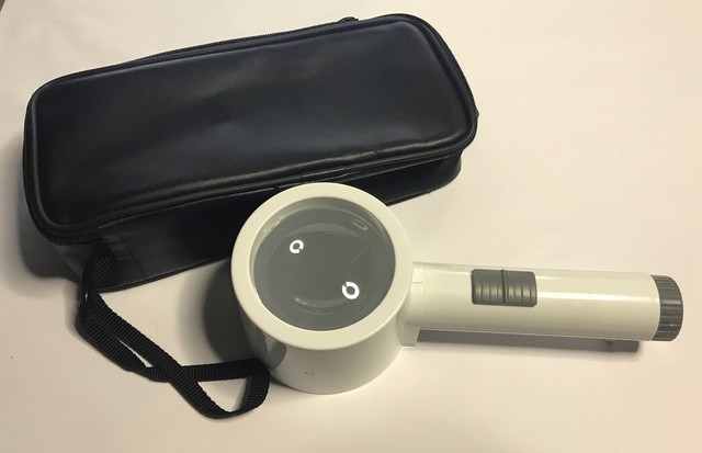 Stand Magnifier 4X Magnification Low Vision Support LED Illuminated