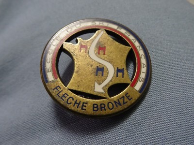 Broche Vintage – École De Ski Internationale – Insigne Rare