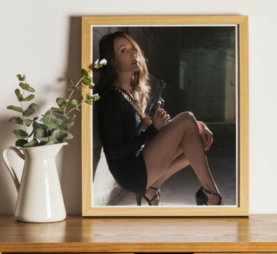 Nikita Maggie Q : 10''x8'' Professional Photo