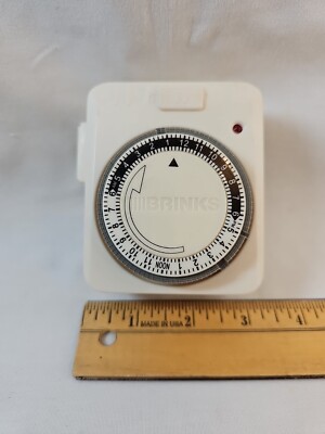 Brinks Mechanical Timer 42-1020 Three-Prong 120V AC