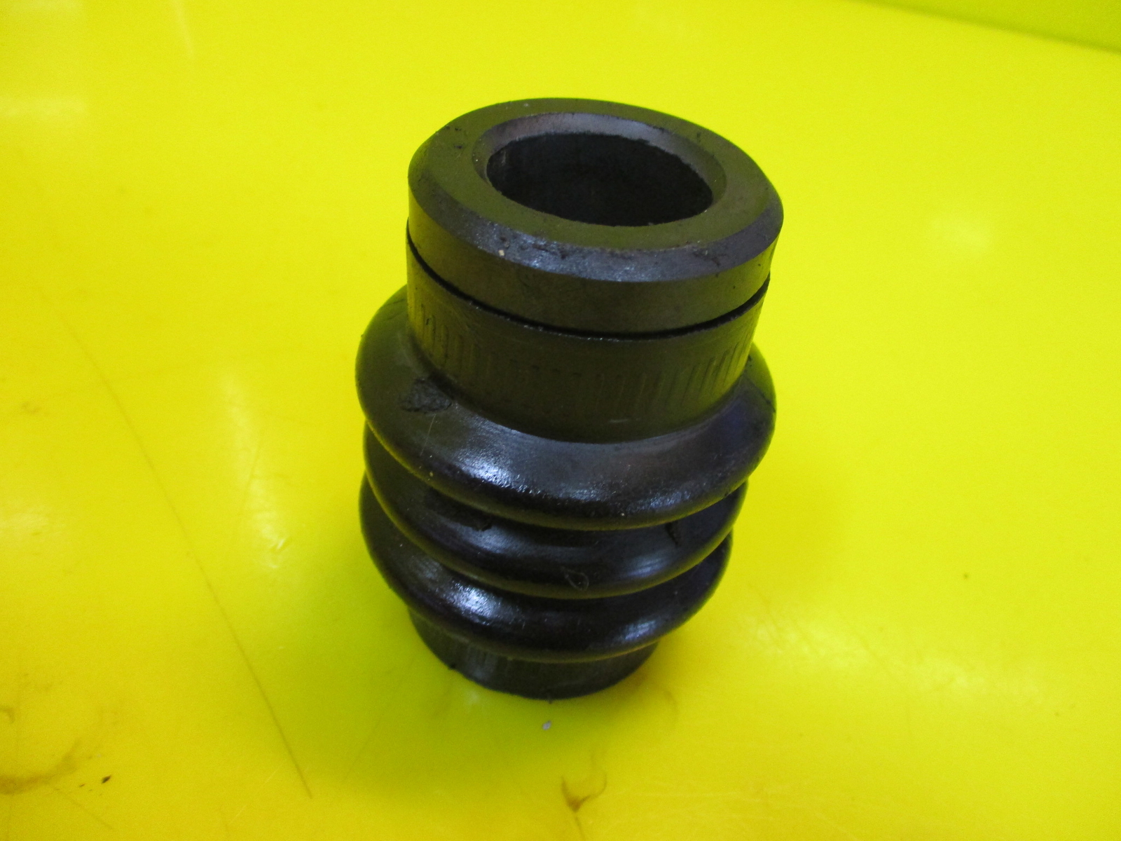 OEM GENUINE SEADOO SEA DOO GTX DRIVE SHAFT CARBON SEAL RING BOOT GS GSI