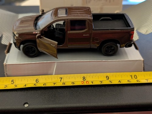 BOLD 2019 CHEVY SILVERADO PICKUP TRAIL BOSS CREW CAB DK MOKA DRS APERTO LUNGO 5" - Foto 20 di 23