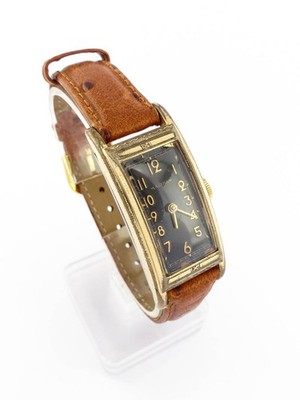Waltham Armbanduhr CURVEX Art Deco 40´s
