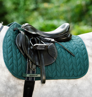 Horseware Close Contact Schabracke CC Jumping Padded Cloth Square Dunasty Green