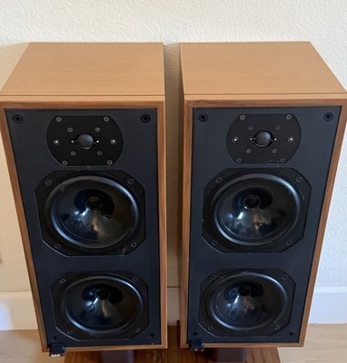 Bowers & Wilkins B&W DM 14 No. 30607, 30608  Loudspeakers w/ Covers