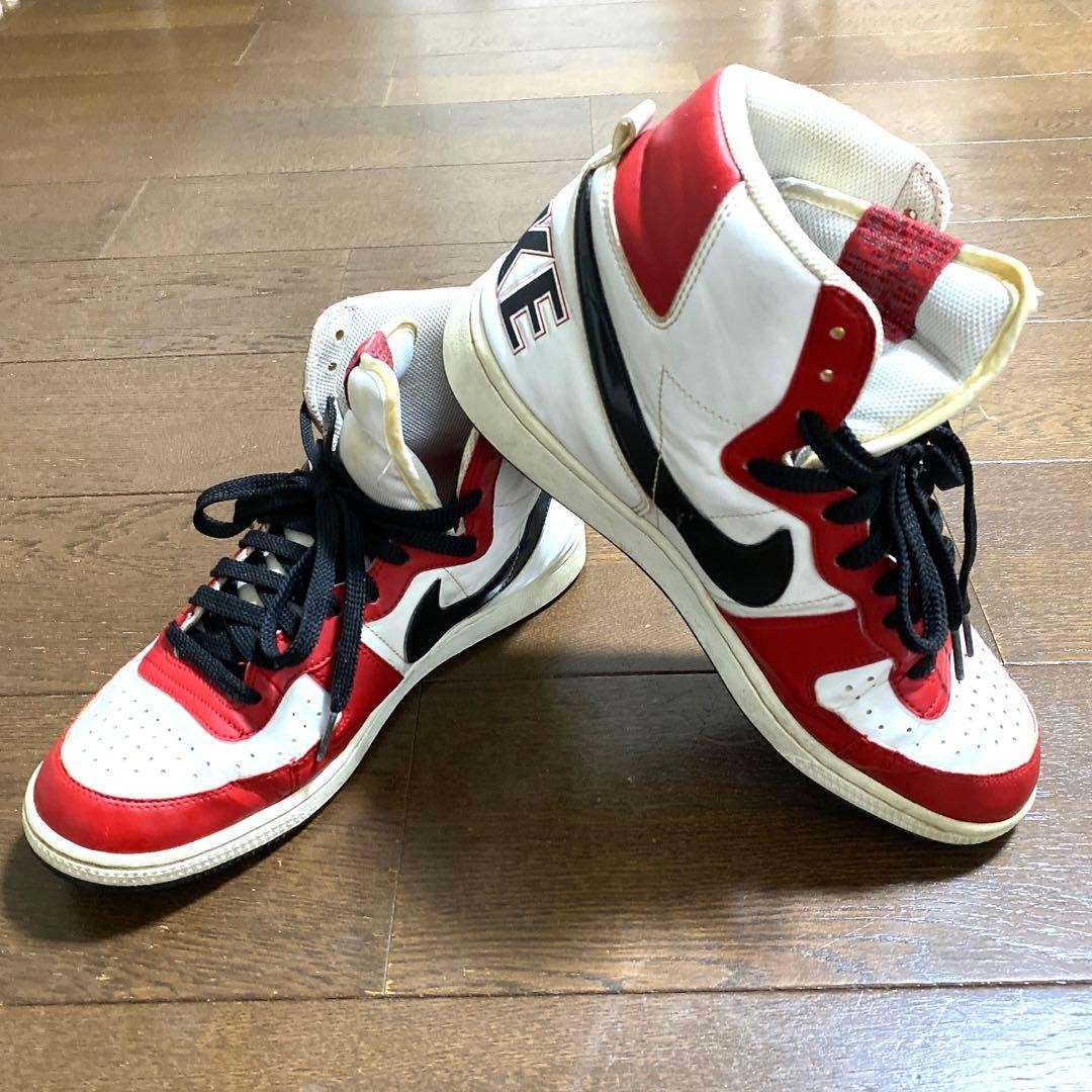 2009 Nike Terminator High Basic Chicago Color 336… - image 1