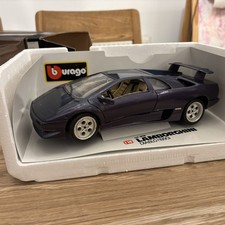 Burago 1/18 Scale Lamborghini Diablo 1990 Purple Diecast Model 3028, w/ Box.