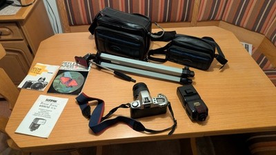 Canon EOS 500N 35mm Spiegelreflexkamera mit 28-80mm Objektiv Kit