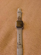 Apple Watch Series SE 2nd Gen 40mm GPS LTE for Parts Repair NOT WORKING Lock