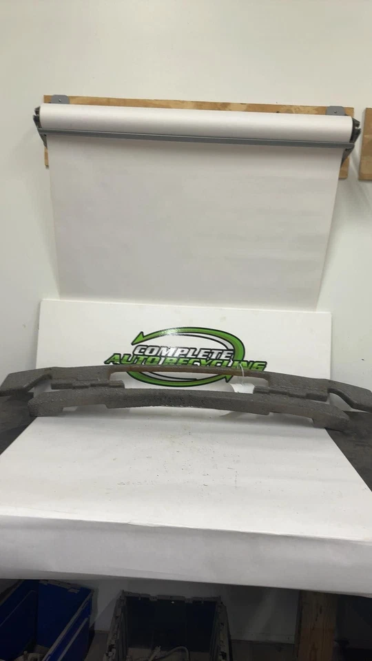 Espuma de refuerzo para parachoques trasero Hyundai Tucson 2010-15 Foto 2 de 4