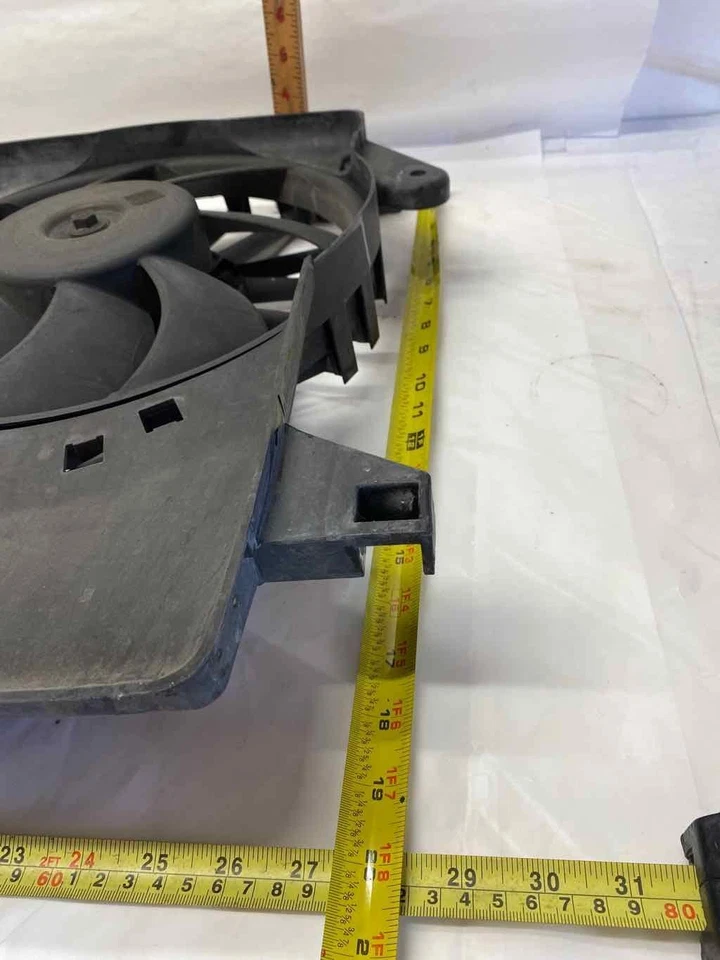 Conjunto de ventilador de motor de refrigeración eléctrico Dodge Magnum 2005-2007 3,5 L A/T Wagon G Foto 3 de 4