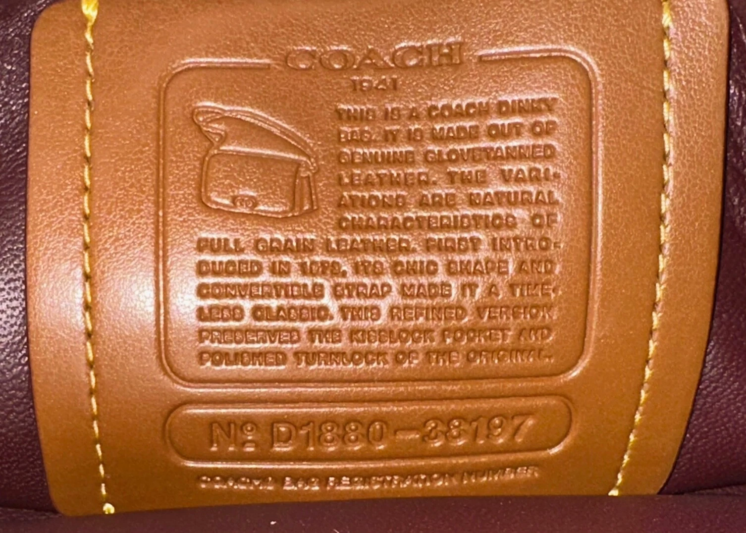 Borsa Coach 1941 38197 Dinky in pelle nera conciata a guanto con applicazione rosa tè