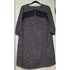 Ann Taylor black and white shift dress with lace detail LP