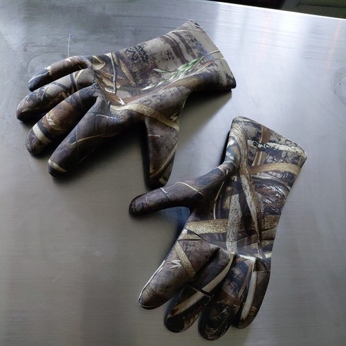 Glacier Glove Aleutian Waterproof Gloves - Realtree Camo