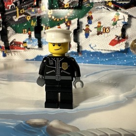 Lego 7553 City 2011 Advent Calendar - 100% Complete with all Pieces and Box!