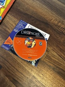 Sega Dreamcast Magazine Issue 8 November 2000 Shenmue w/ CD