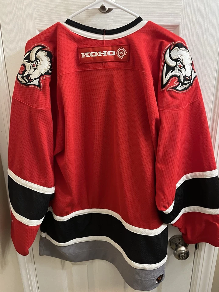 Buffalo Sabres "Butterknives" Alt Blank KOHO NHL Hockey Jersey Size M Men’s Red - Image 4 of 4