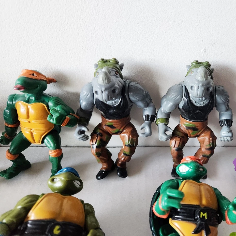 Huge TMNT Vintage Action Figure Lot – 27 FIGURES + Accessories 80s 90s Playmates - Image 4 of 4