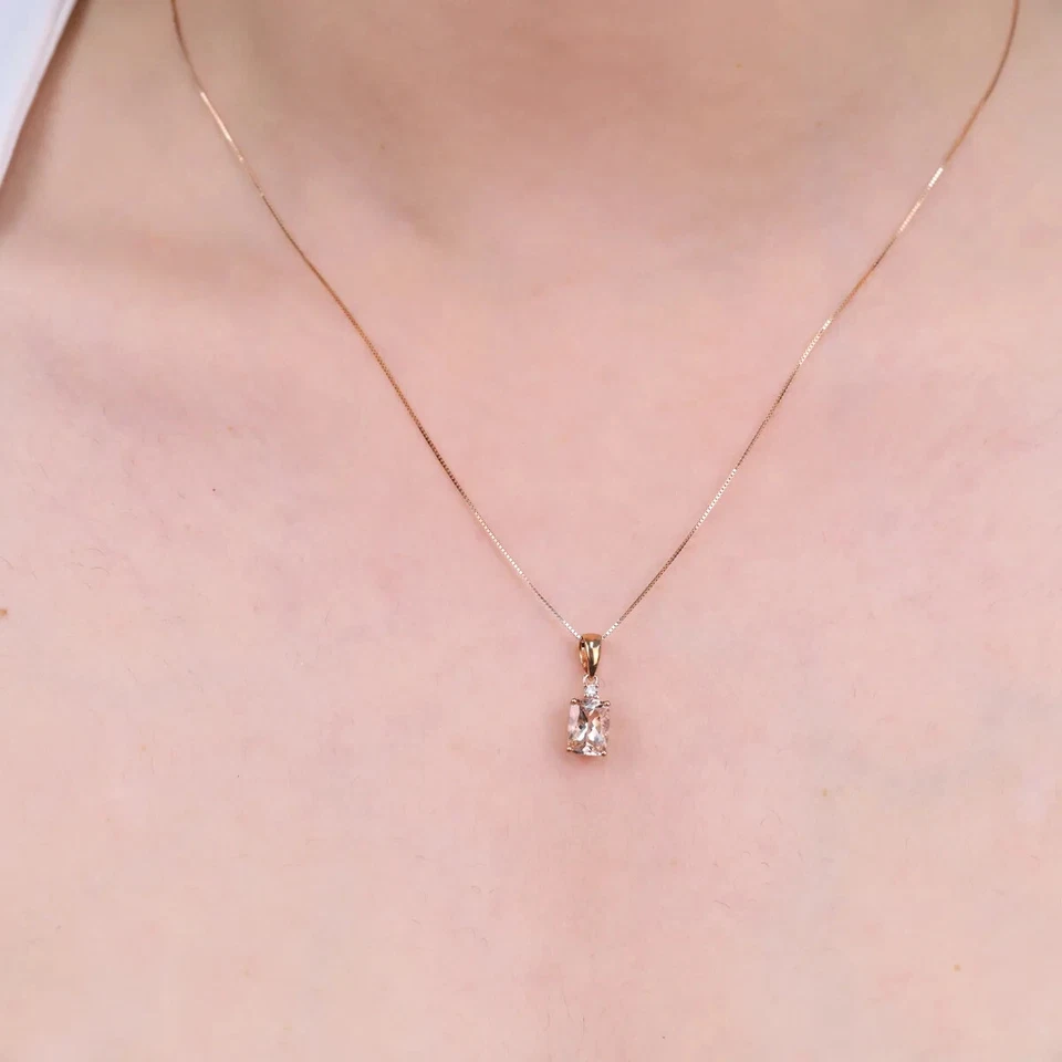 Colgante de diamantes y morganita rosa natural de 1,44 quilates de oro rosa de 10 quilates sin cadena Foto 2 de 3