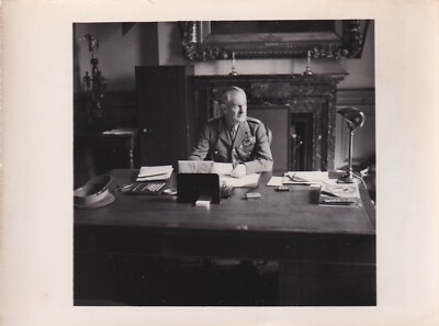 Original Press Photo WW2 Field Marshal Sir Archibald Wavell War Office 3.5.43 c