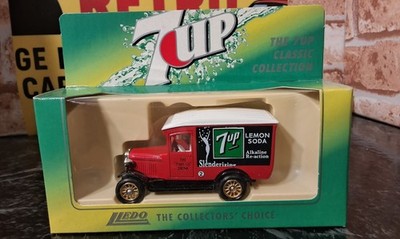 Lledo Days Gone Ford Model A Van - 7 up Retro Markenverpackung