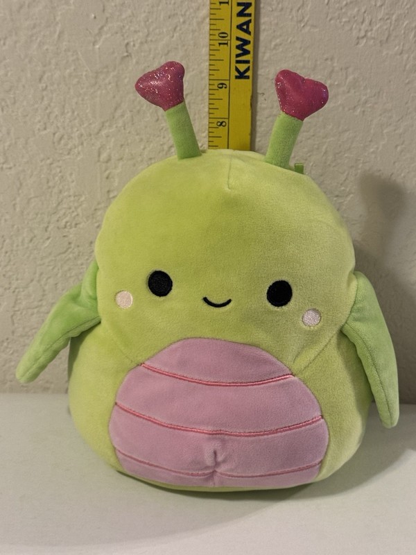 Squishmallows Grasshopper 8 inch Heart Antennae Hadeon Love Valentine's Day USED