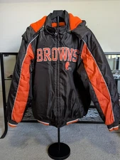 G-III NFL CLEVELAND BROWNS LARGE WINTER JACKET  REMOVABLE HOOD DIAMOND INTERIOR
