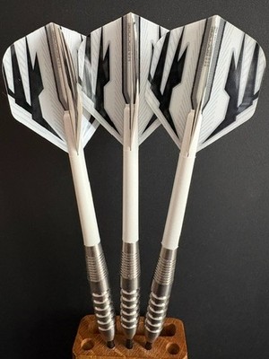 Brandneu (ohne Box) 23 Gramm 90% Tungsten Andy Fordham Style Darts