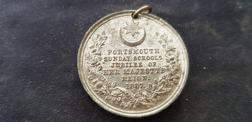 Lovely old Queen Victoria medallion Sunday school 1887 uncleaned condition. L95b
